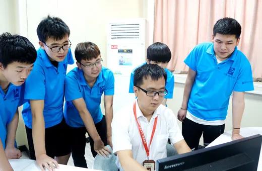 马可新华互联网+电子竞技专业推荐官：电竞新职