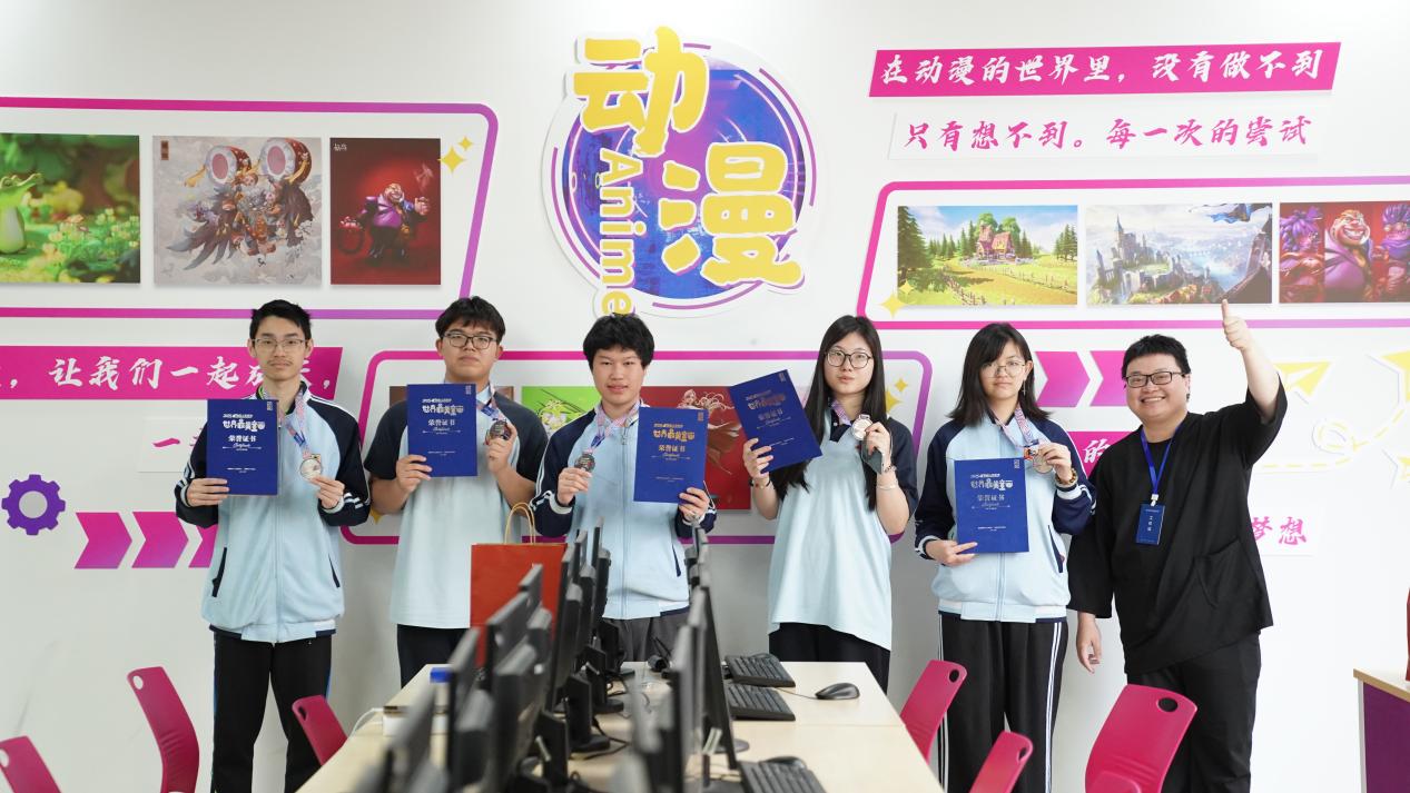 喜报｜艺绘丝路 美育致远！福州新华学子斩获2025&ldquo;中欧人文班列&rdquo;世界最美童画2金12银重磅荣誉